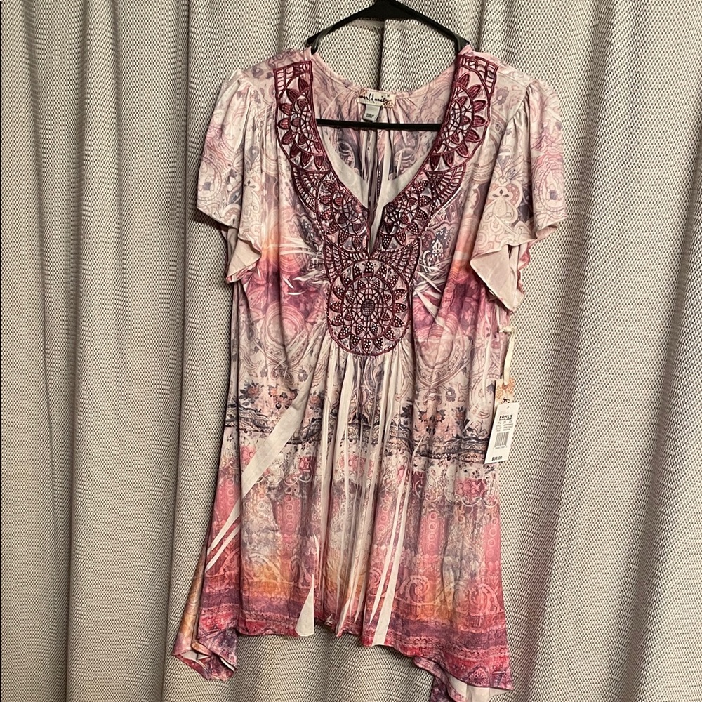 Embroidered Pink Paisley V-Neck Women's Tunic
